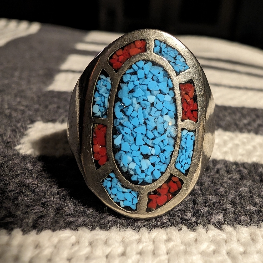 Large Turquoise Chip Navajo Ring - image 1